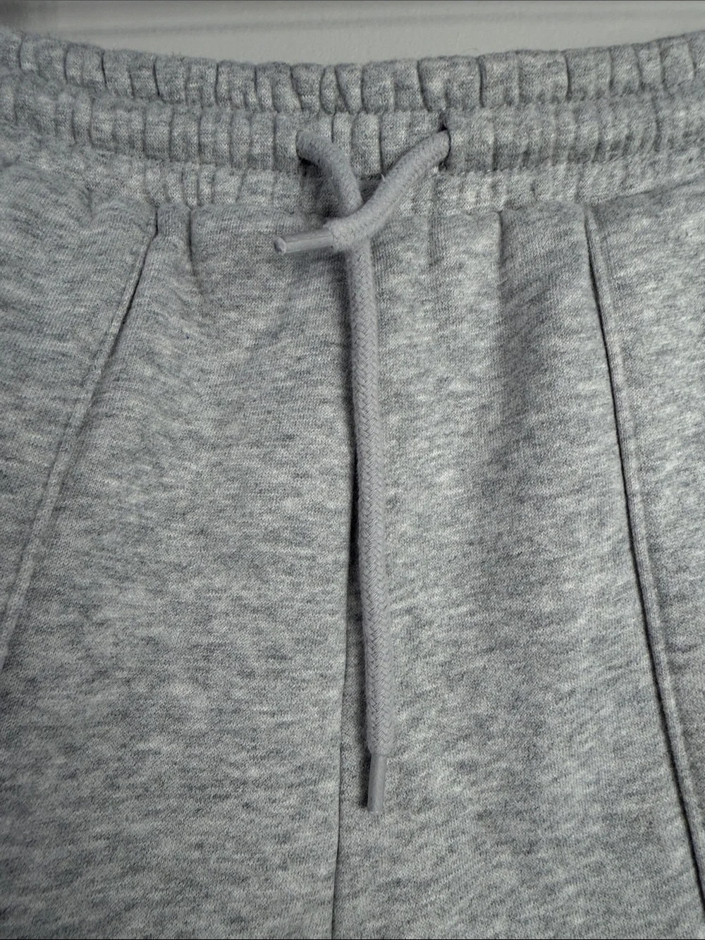 White Fox Women’s Gray Fleece Shorts with Logo size medium